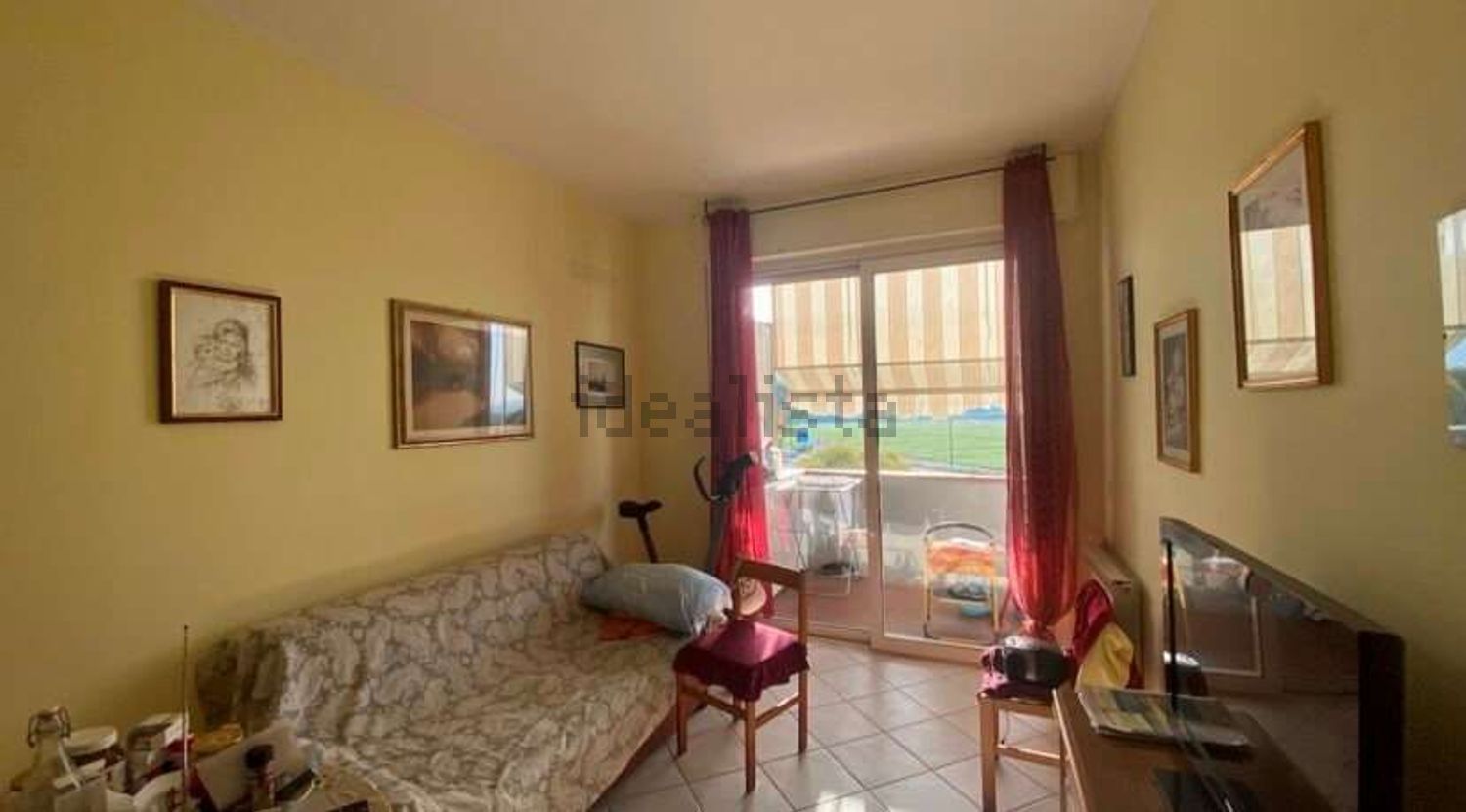 appartamento in vendita a Luni