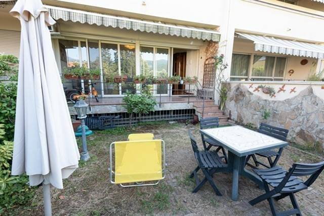 casa indipendente in vendita a Luni in zona Casano