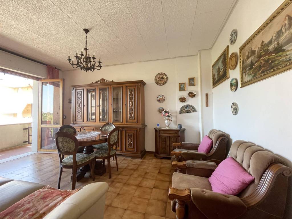 appartamento in vendita a Luni