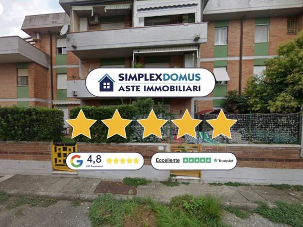 appartamento in vendita a Luni