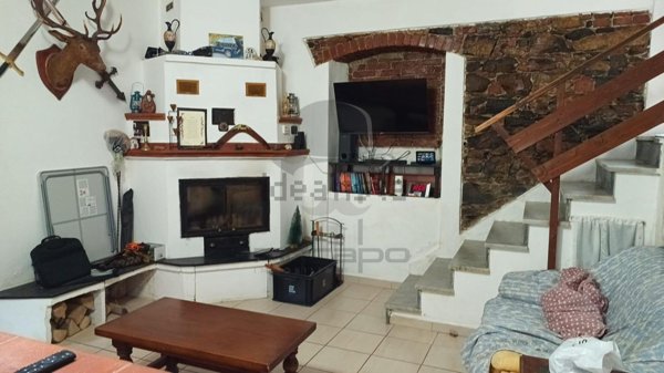 pentavano in vendita a Luni in zona Casano