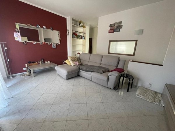 appartamento in vendita a Luni in zona Isola