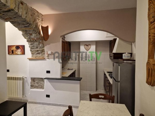 appartamento in vendita a Luni in zona Casano