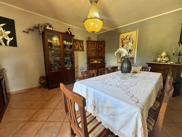 casa indipendente in vendita a Luni in zona Casano