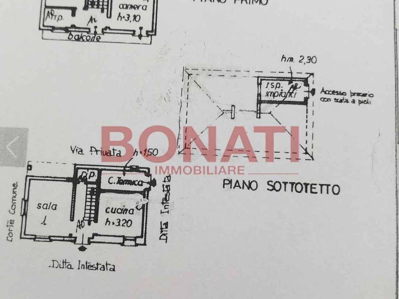 casa indipendente in vendita a Luni in zona Serravalle