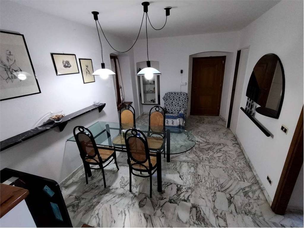 appartamento in vendita a Luni in zona Casano