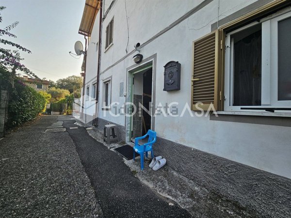 appartamento in vendita a Luni in zona Casano