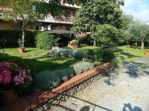 appartamento in vendita a Luni in zona Dogana