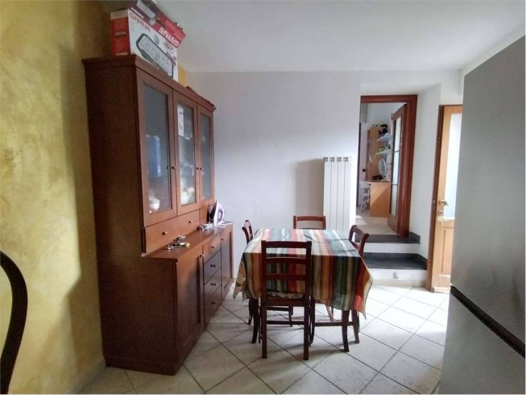 appartamento in vendita a Luni in zona Nicola