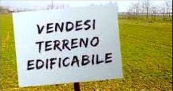 terreno edificabile in vendita a Luni in zona Luni