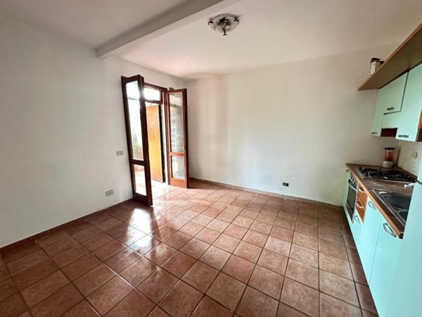 appartamento in vendita a Luni