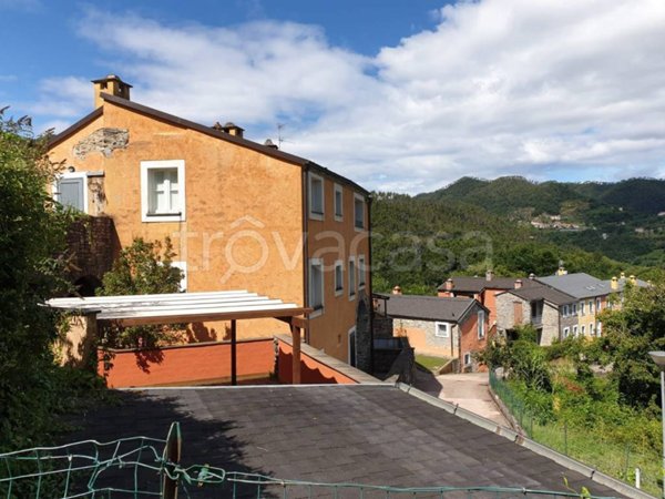 appartamento in vendita a Pignone in zona Casale