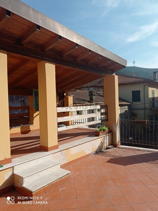casa indipendente in vendita a Pignone in zona Casale
