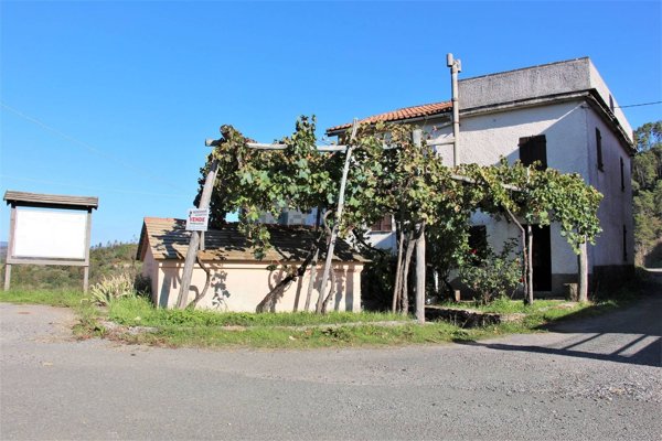 casa semindipendente in vendita a Pignone in zona Casale