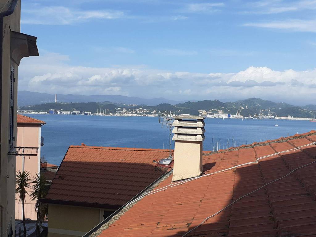 appartamento in vendita a Portovenere in zona Fezzano
