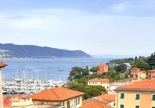 appartamento in vendita a Portovenere in zona Fezzano