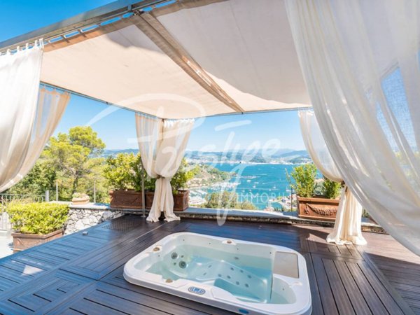 casa indipendente in vendita a Portovenere