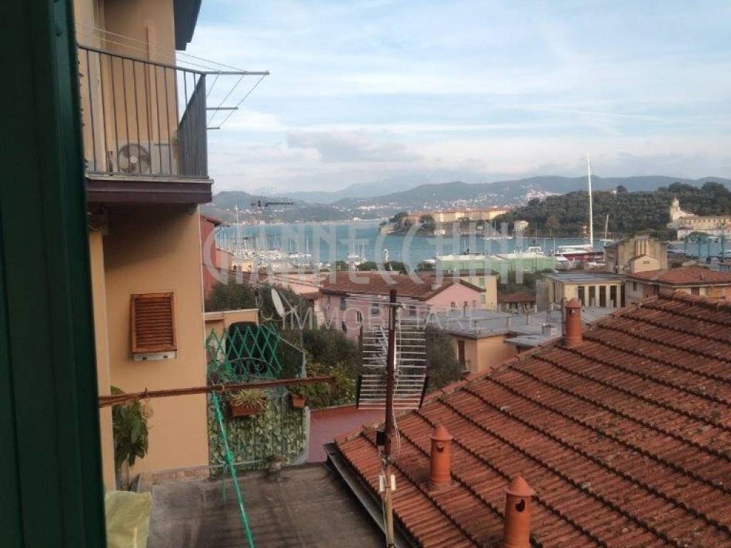 casa indipendente in vendita a Portovenere in zona Le Grazie