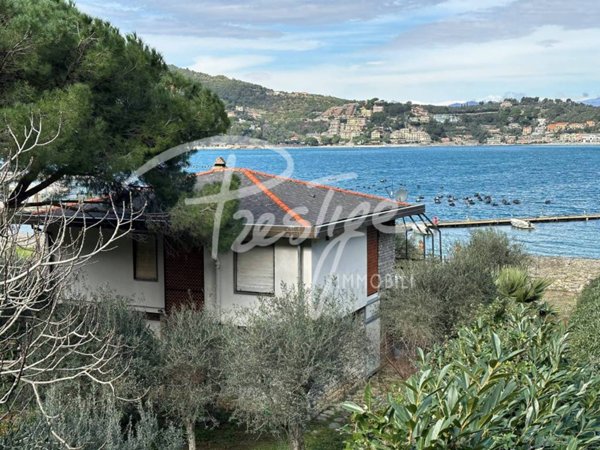 casa indipendente in vendita a Portovenere