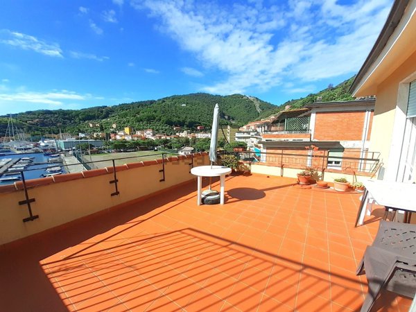 appartamento in vendita a Portovenere in zona Le Grazie