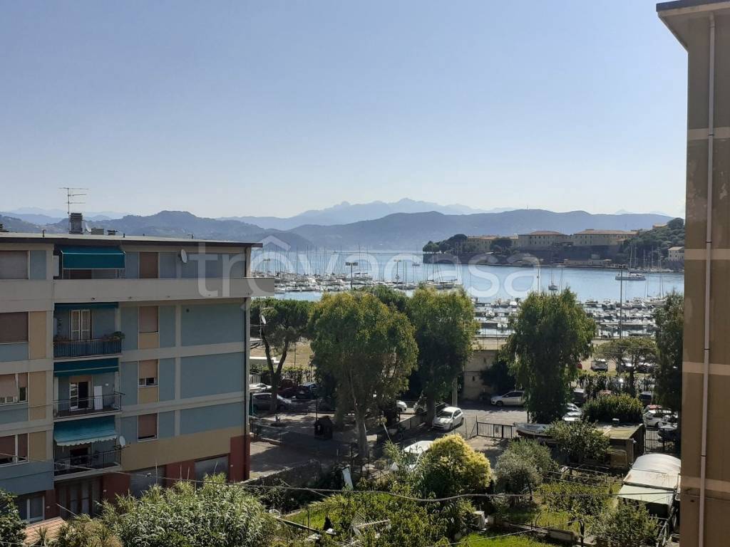 appartamento in vendita a Portovenere in zona Le Grazie