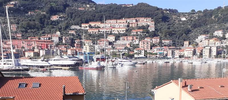 casa indipendente in vendita a Portovenere in zona Le Grazie