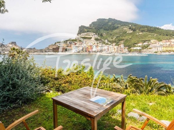 casa indipendente in vendita a Portovenere
