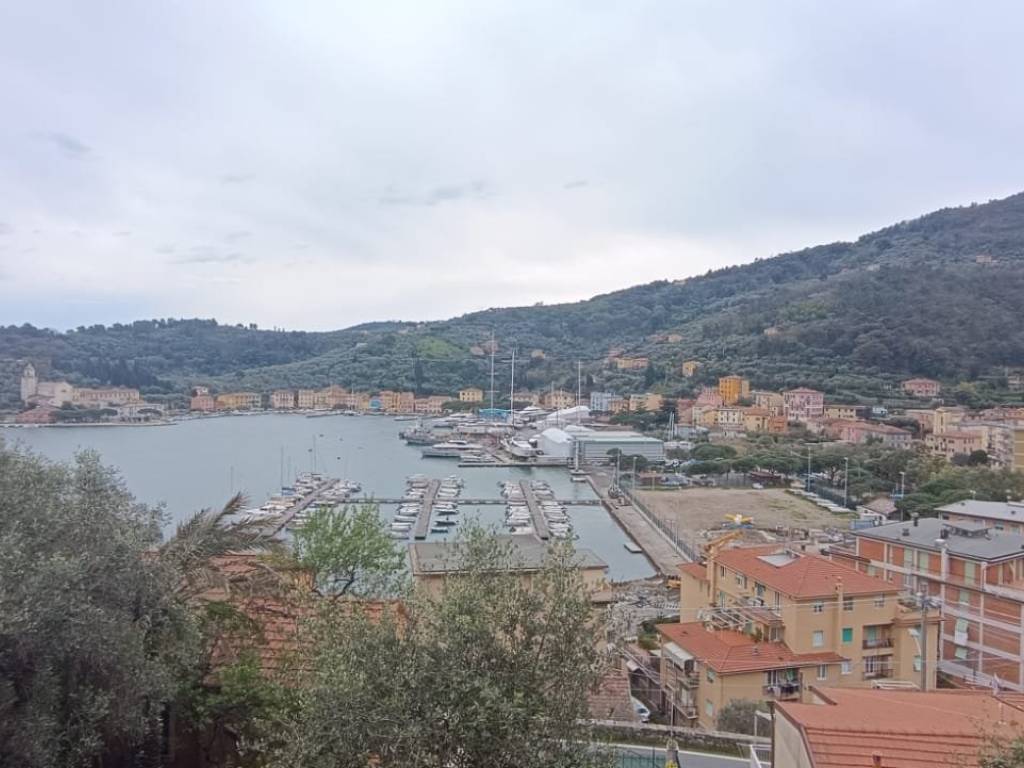 appartamento in vendita a Portovenere