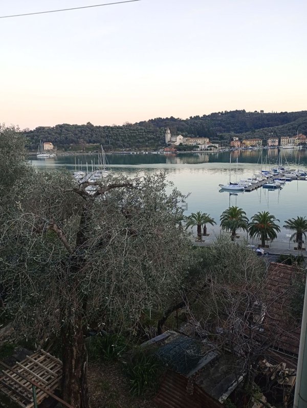 appartamento in vendita a Portovenere in zona Le Grazie