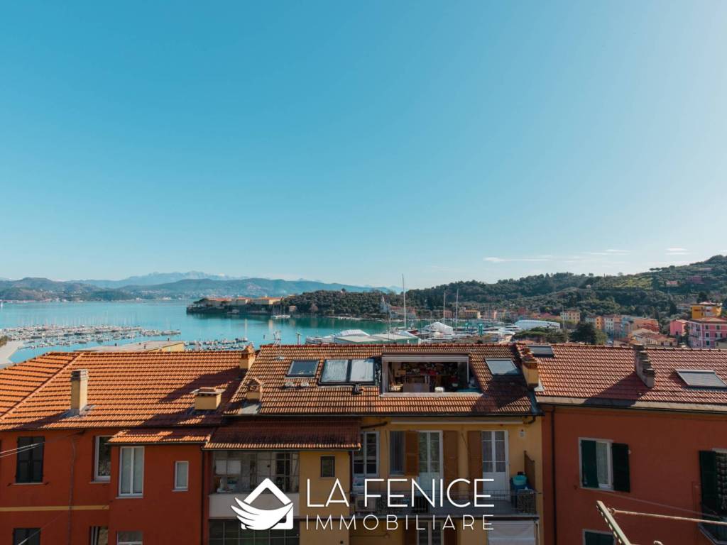 appartamento in vendita a Portovenere in zona Le Grazie
