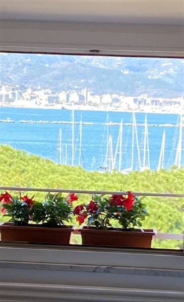 appartamento in vendita a Portovenere in zona Fezzano