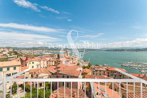 appartamento in vendita a Portovenere in zona Fezzano