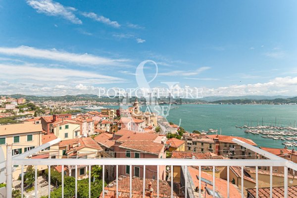 appartamento in vendita a Portovenere in zona Fezzano