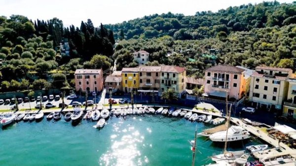 appartamento in vendita a Portovenere in zona Le Grazie