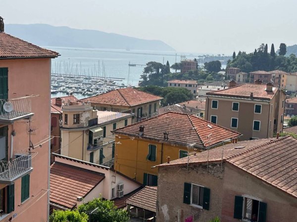 appartamento in vendita a Portovenere in zona Fezzano