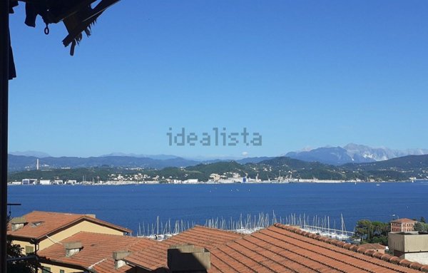 appartamento in vendita a Portovenere in zona Fezzano