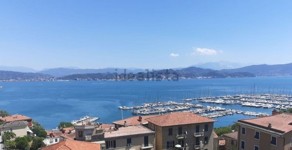 appartamento in vendita a Portovenere in zona Fezzano