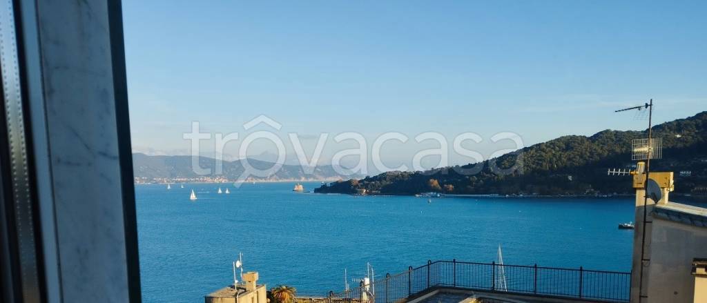 appartamento in vendita a Portovenere in zona Le Grazie