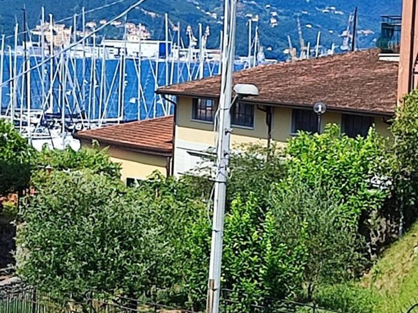 appartamento in vendita a Portovenere in zona Fezzano