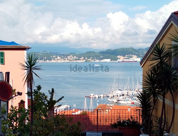 appartamento in vendita a Portovenere in zona Le Grazie