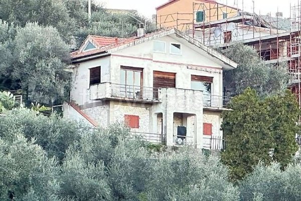 appartamento in vendita a Portovenere in zona Fezzano