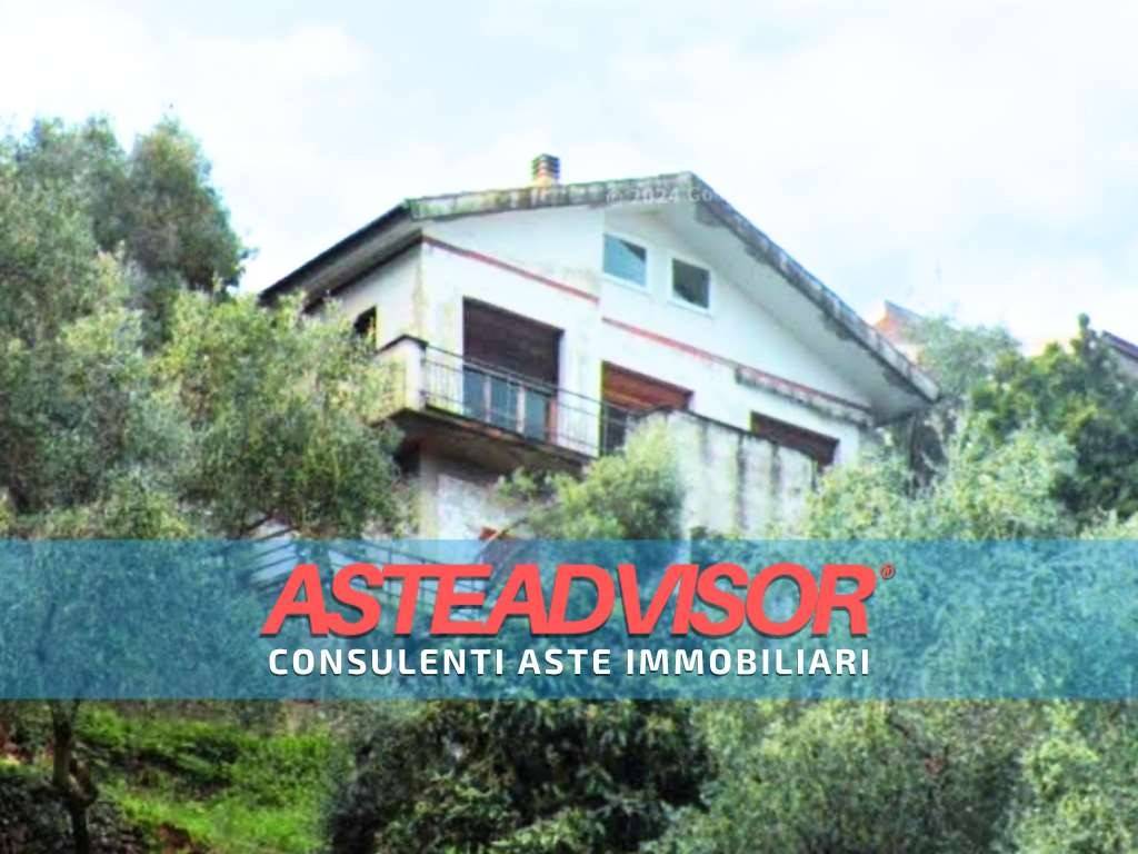 casa indipendente in vendita a Portovenere in zona Fezzano