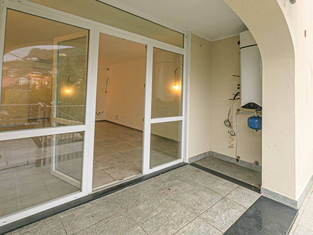 appartamento in vendita a Portovenere in zona Fezzano
