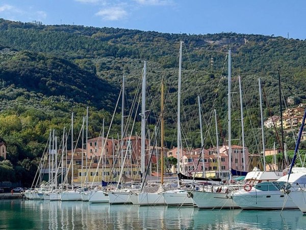 appartamento in vendita a Portovenere in zona Fezzano