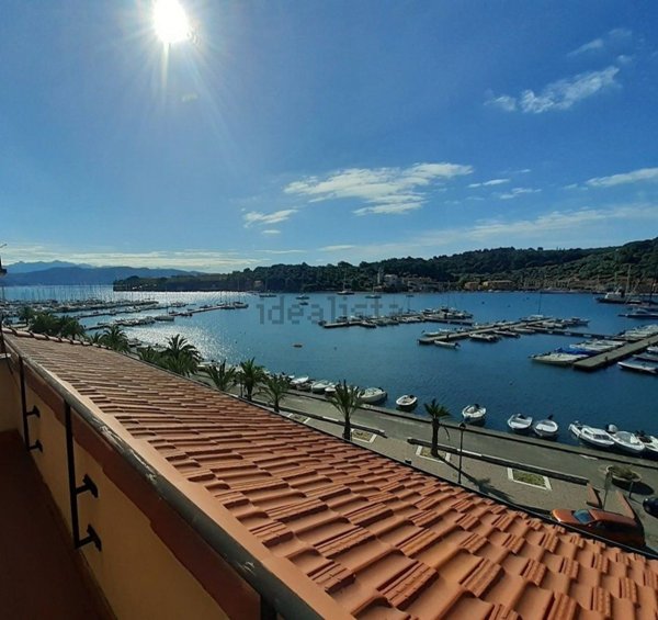 appartamento in vendita a Portovenere in zona Le Grazie