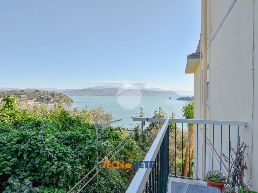 appartamento in vendita a Portovenere