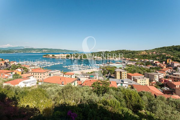 appartamento in vendita a Portovenere in zona Le Grazie