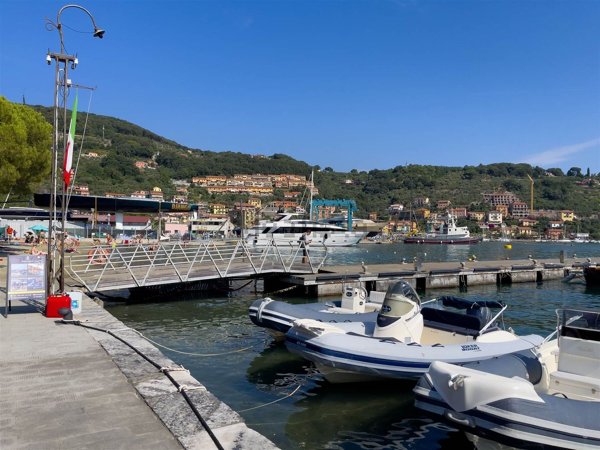 appartamento in vendita a Portovenere in zona Le Grazie