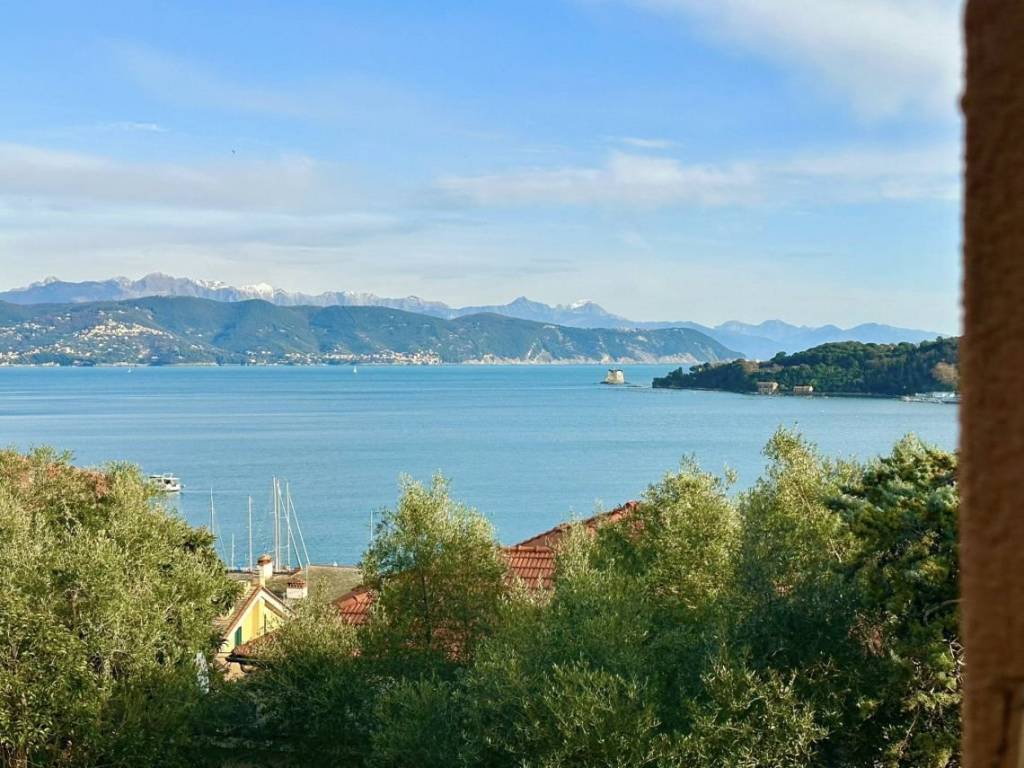 appartamento in vendita a Portovenere