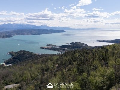 casa indipendente in vendita a Portovenere in zona Le Grazie